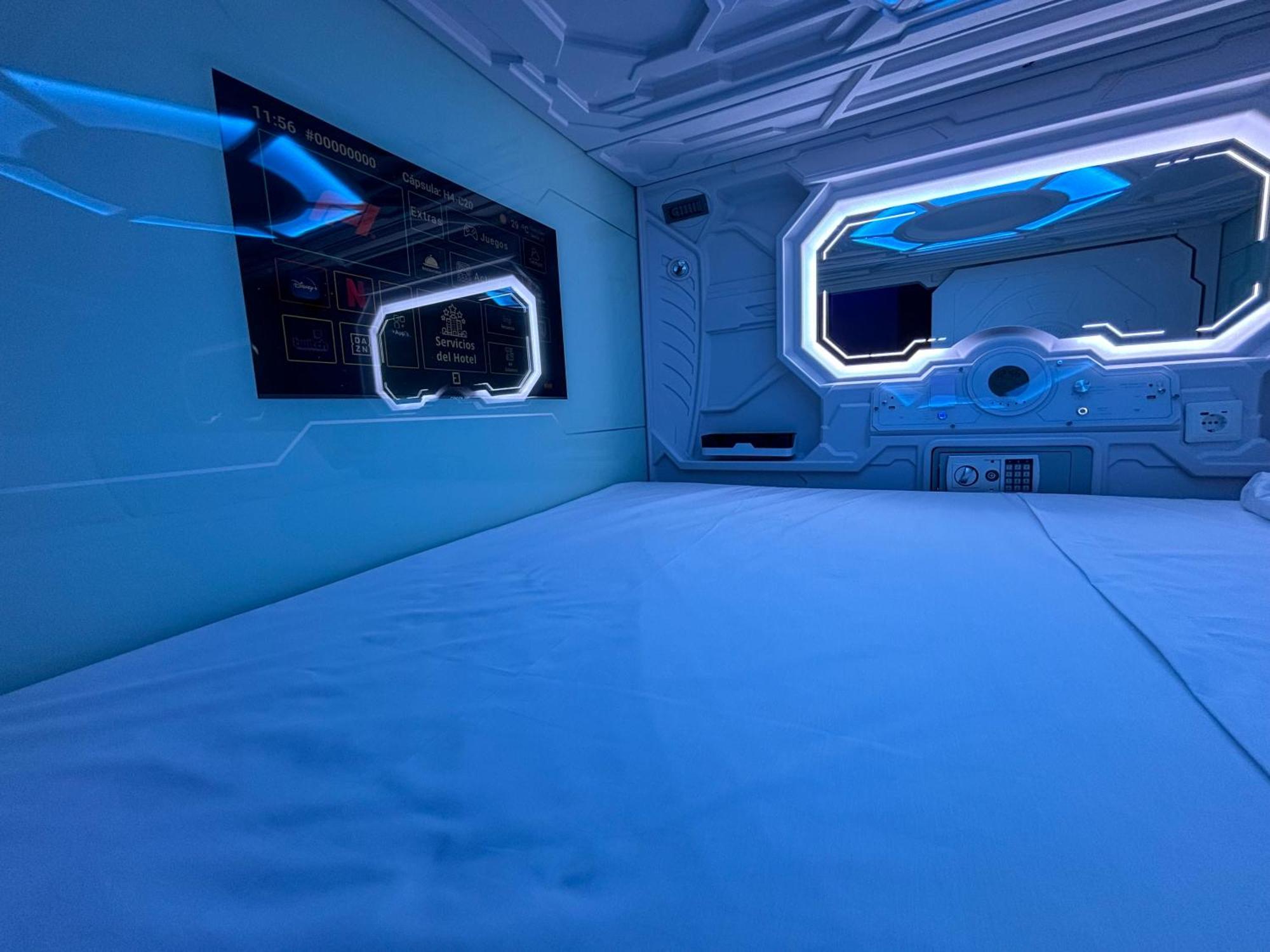 Capsule hotel Futurotel Seville