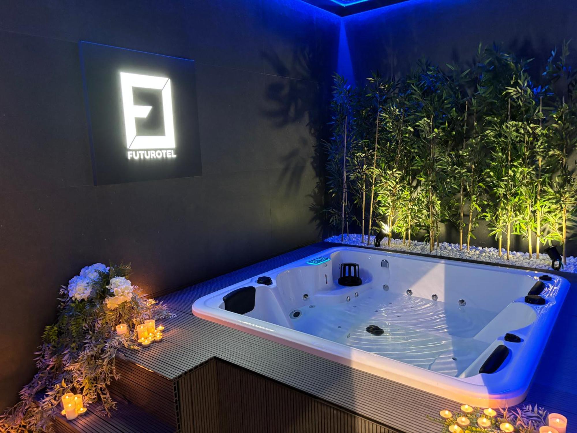 Futurotel Hotel Cápsula Sevilha
